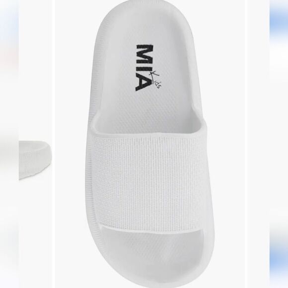 Camyl Platform Slide SandalMIALittle Kid size 13 - Picture 3 of 5